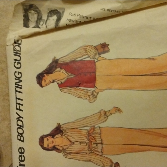 Vogue Sewing Pattern . - Picture 4 of 13